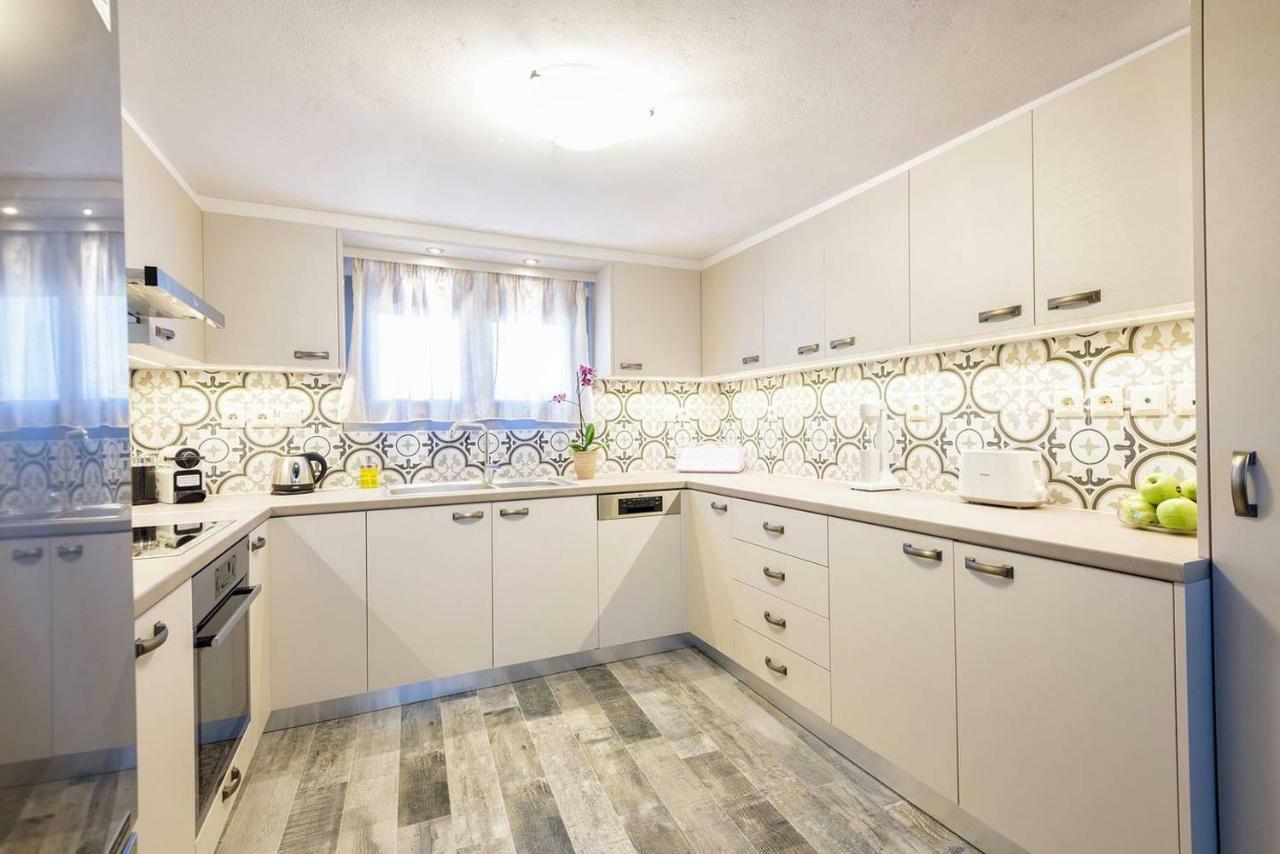 Louros Spa House Marmara Bagian luar foto