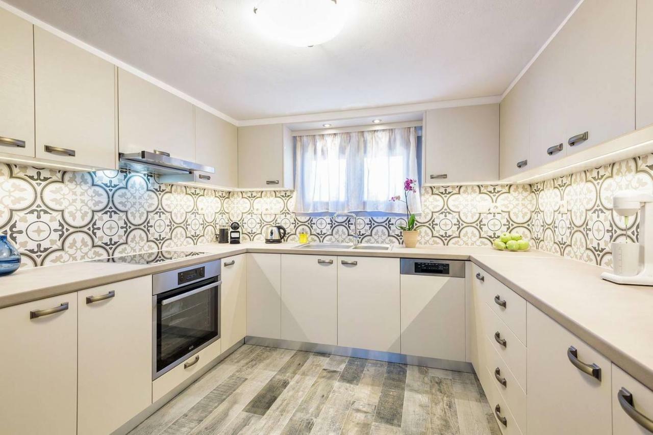 Louros Spa House Marmara Bagian luar foto